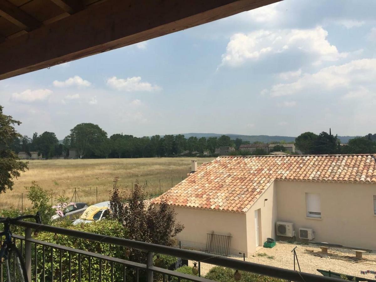 Apt 50M2 Avec Balcon Tout Equipe Proche D'Avignon Apartamento Pernes-les-Fontaines Exterior foto