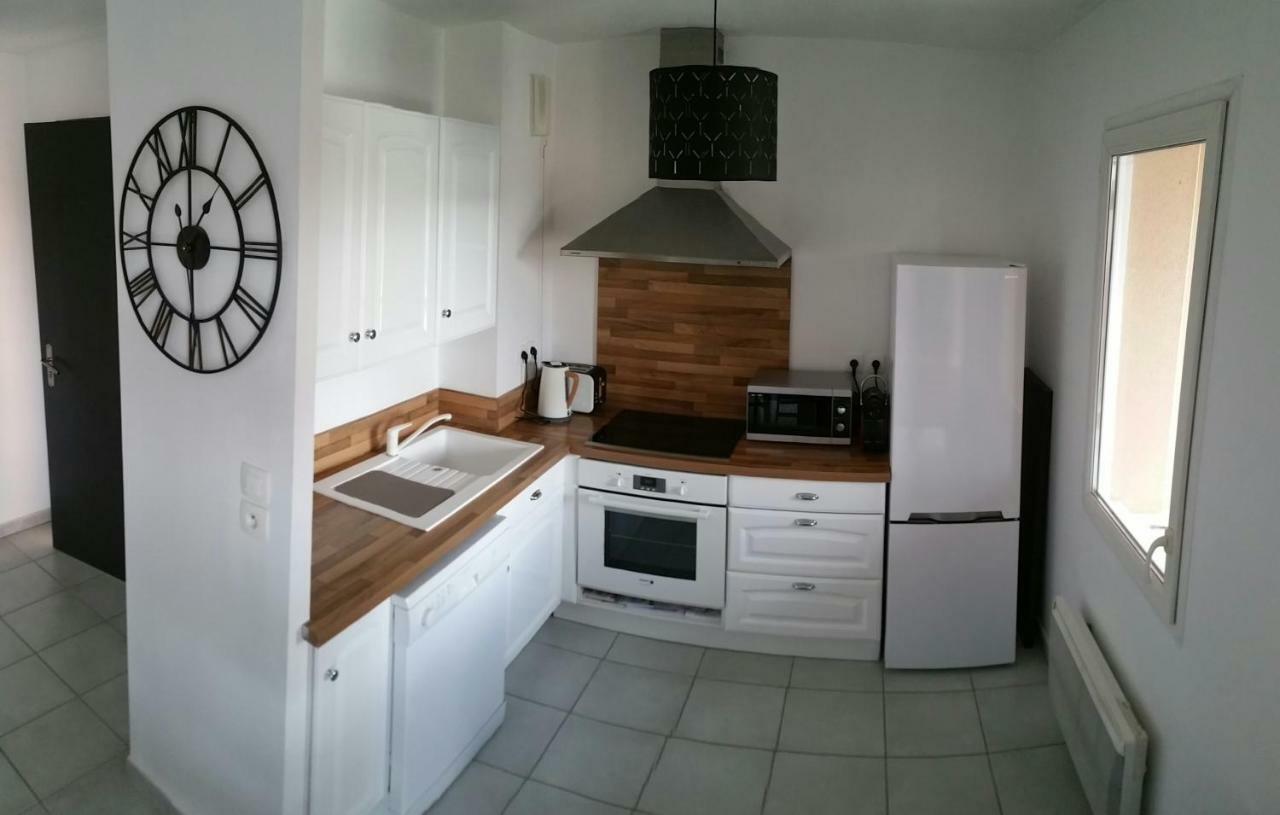 Apt 50M2 Avec Balcon Tout Equipe Proche D'Avignon Apartamento Pernes-les-Fontaines Exterior foto